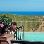 Privata Con Piscina In Pantogia Villa