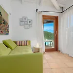 Вилла Privata Con Piscina In Pantogia