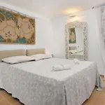 Privata Con Piscina In Pantogia